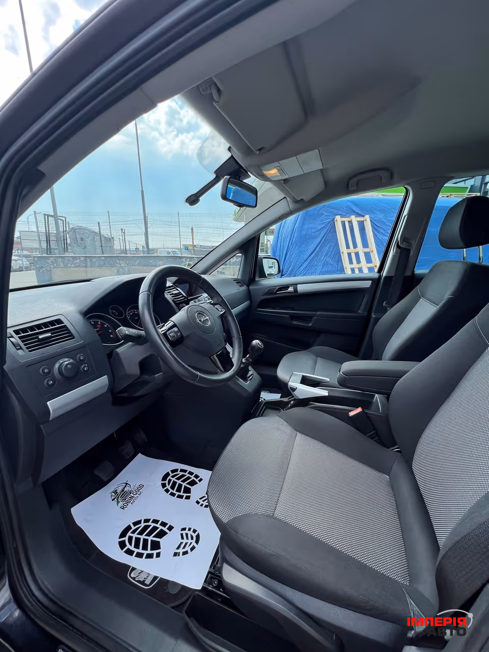 Opel Zafira - фото 31