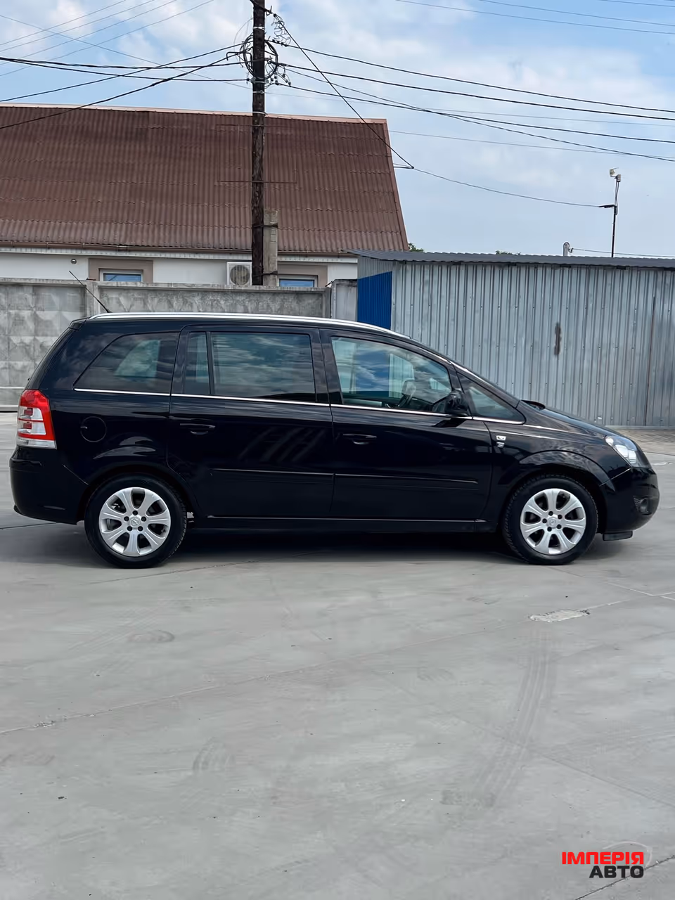Opel Zafira - фото 13