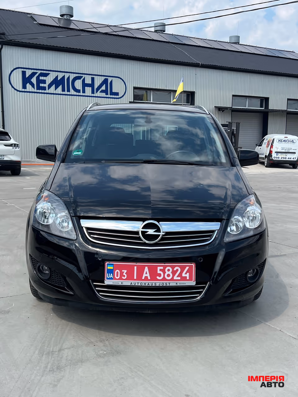Opel Zafira - фото 5