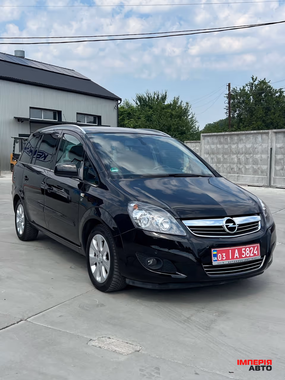 Opel Zafira - фото 9