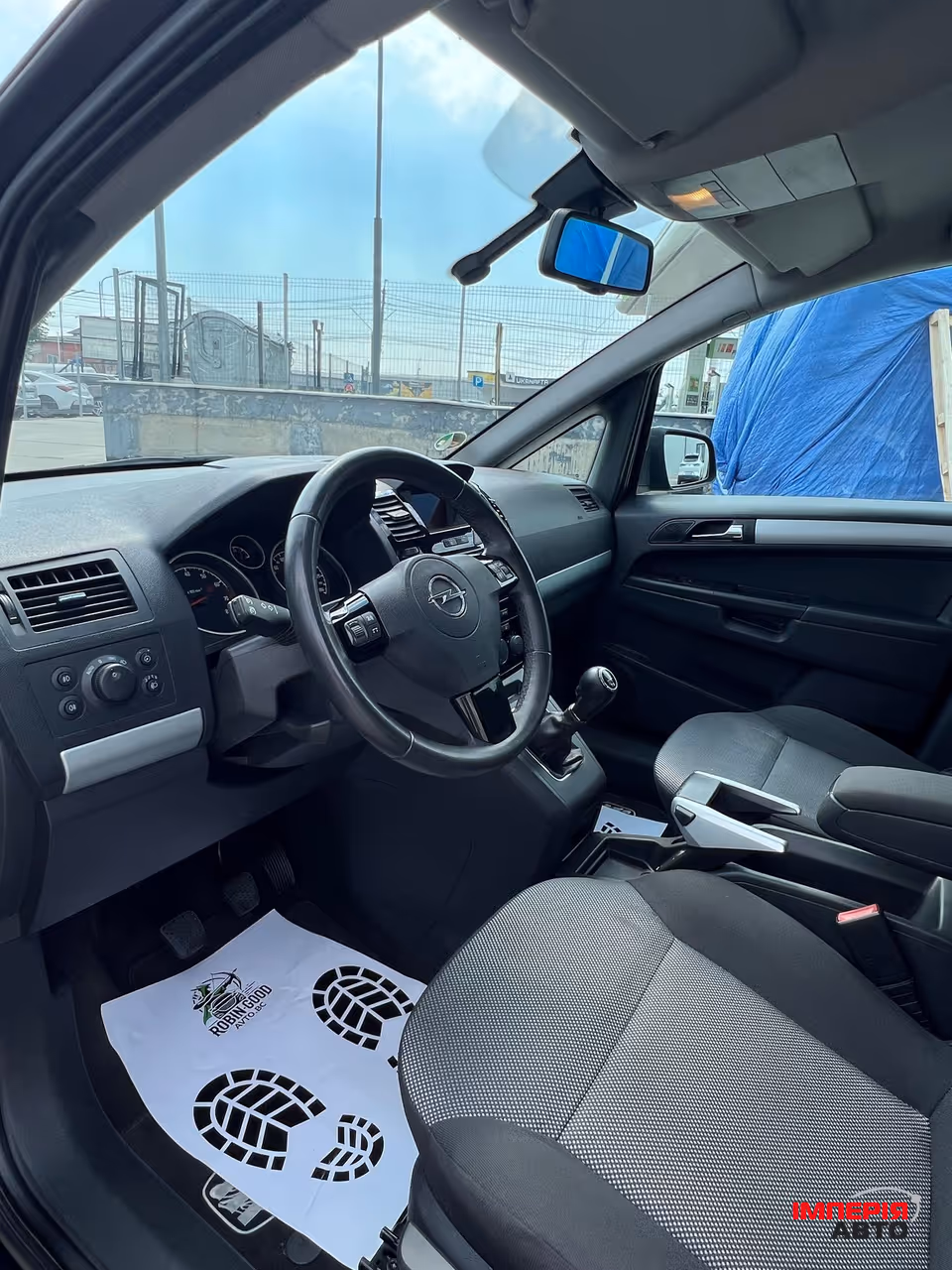 Opel Zafira - фото 26