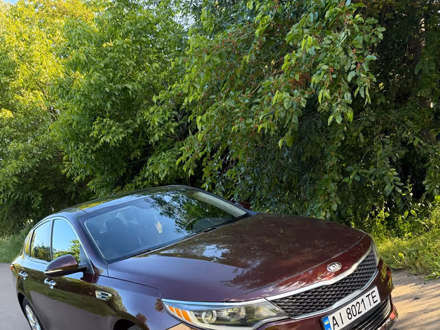 Kia Optima - фото 2