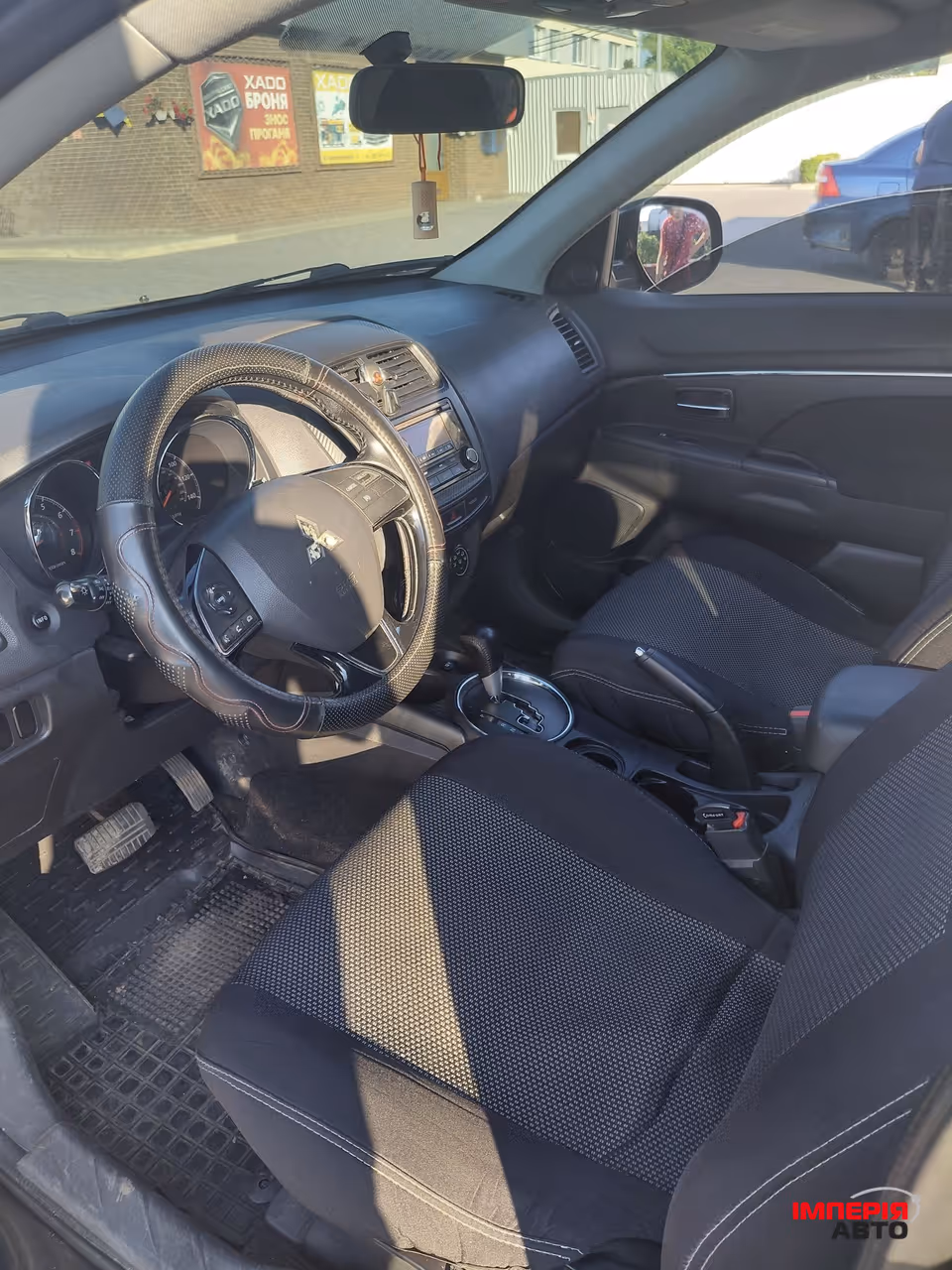 Mitsubishi Outlander Sport - фото 7