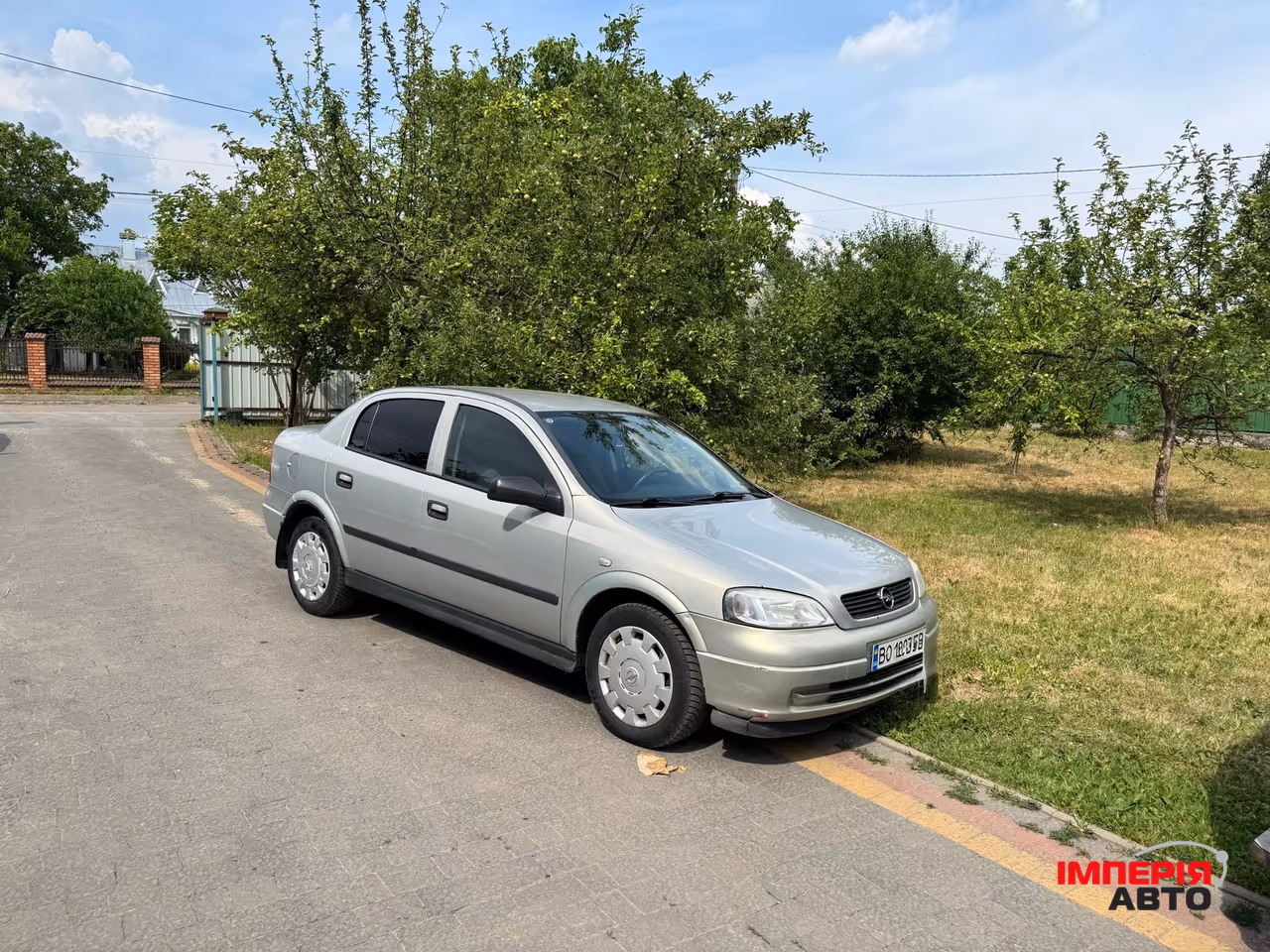 Opel Astra - фото 1
