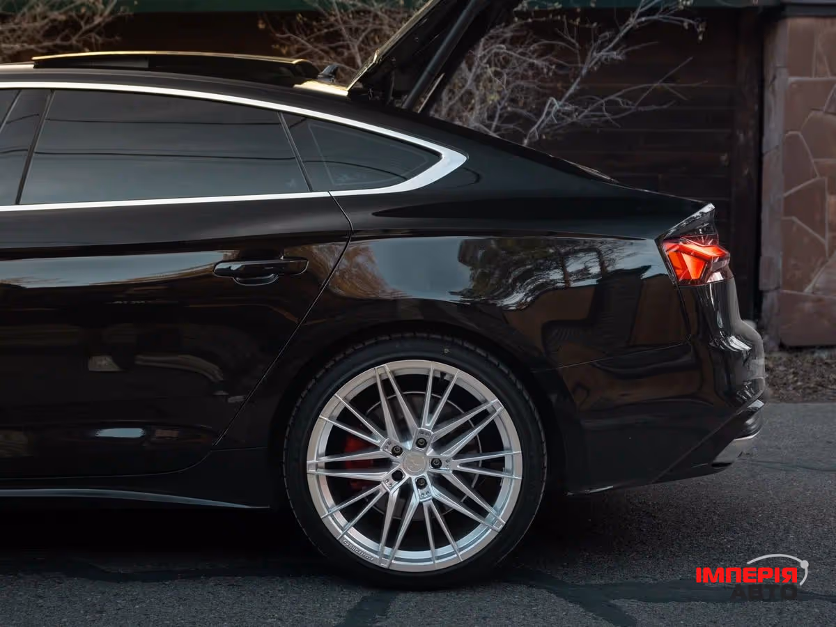 Audi A5 - фото 11
