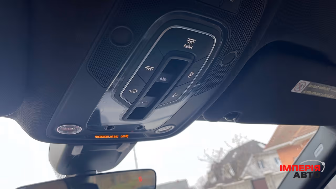 Audi Q7 - фото 18
