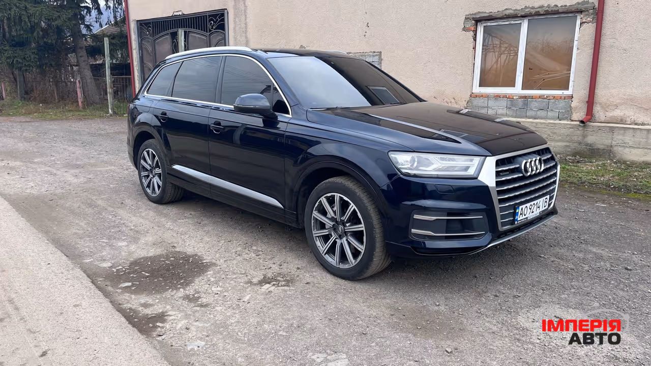 Audi Q7 - фото 6