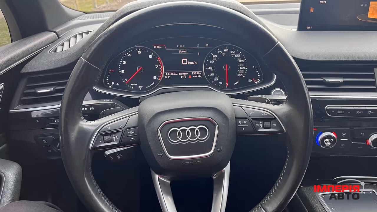 Audi Q7 - фото 19