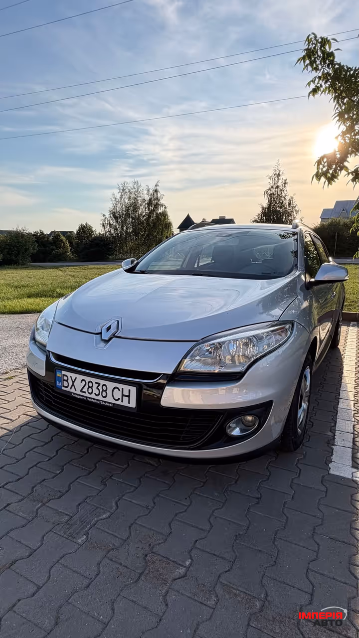 Renault Megane - фото 7