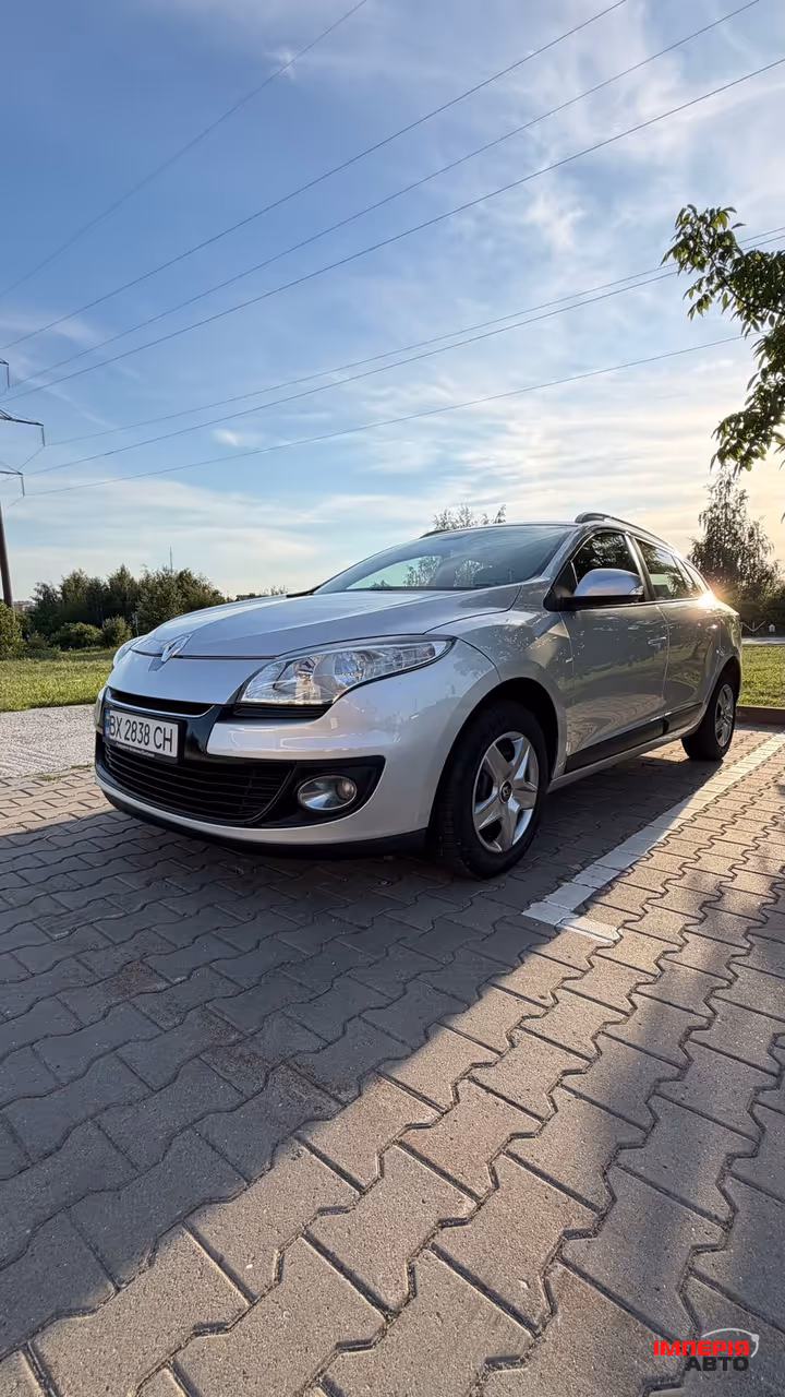 Renault Megane - фото 9