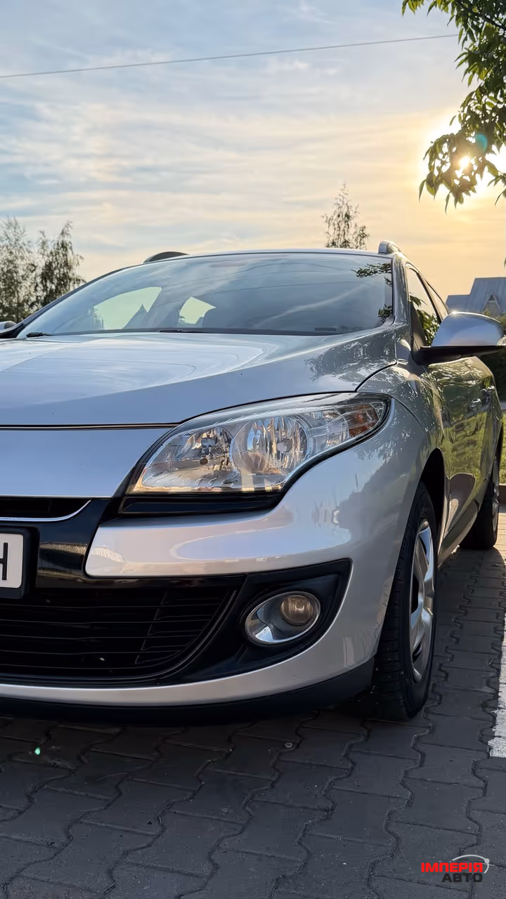 Renault Megane - фото 5
