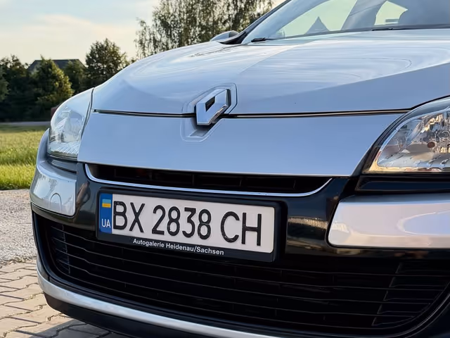 Renault Megane - фото 2
