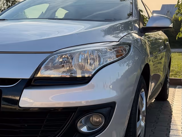 Renault Megane - фото 4