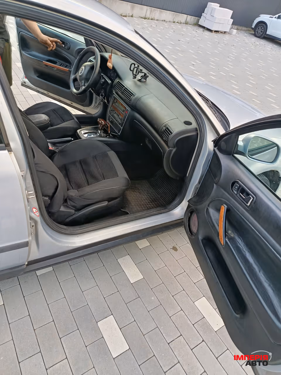 Volkswagen Passat - фото 15