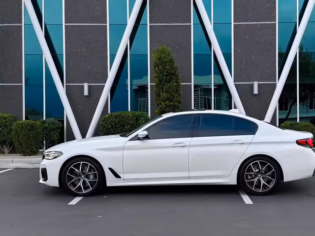 BMW 5 серії - фото 4