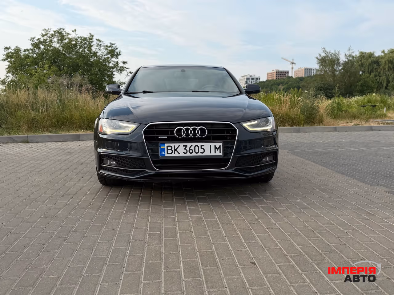 Audi A4 - фото 6