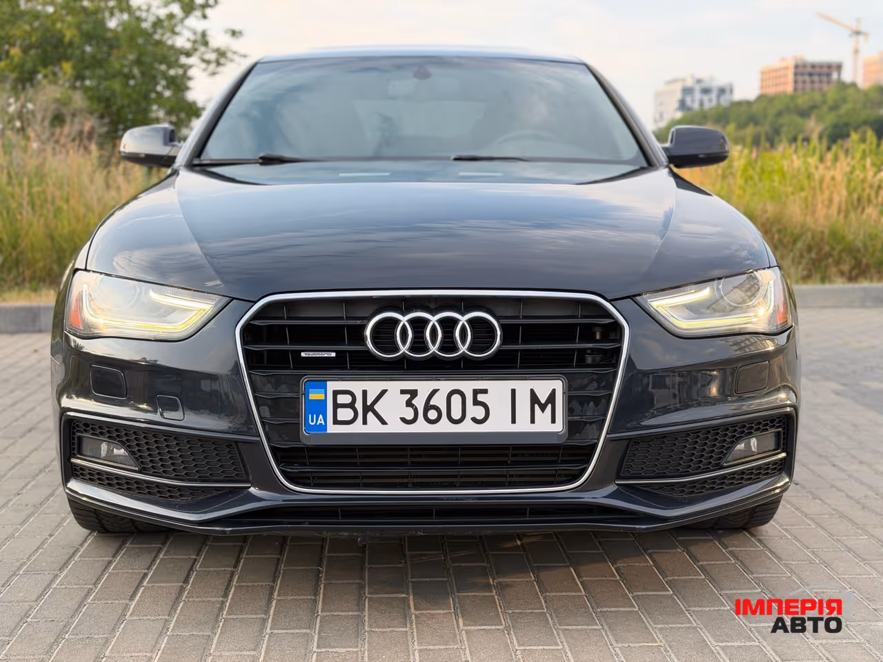 Audi A4 - фото 1