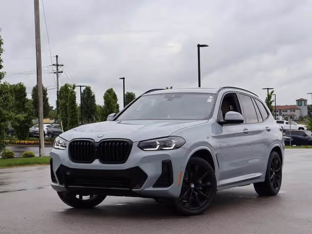 BMW X3 - фото 1