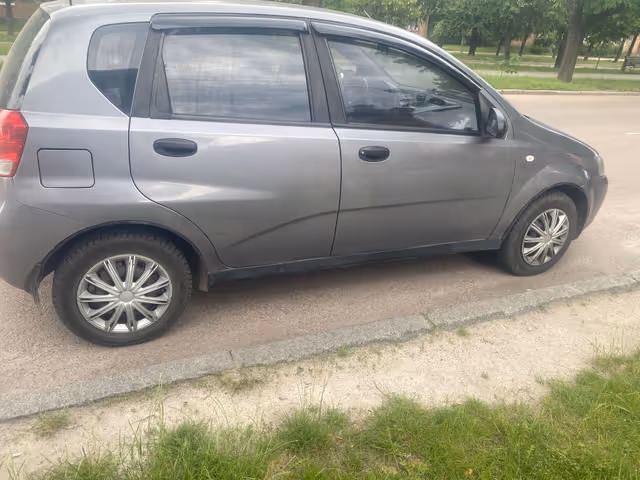 Chevrolet Aveo - фото 2