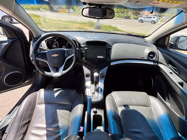 Chevrolet Cruze - фото 2