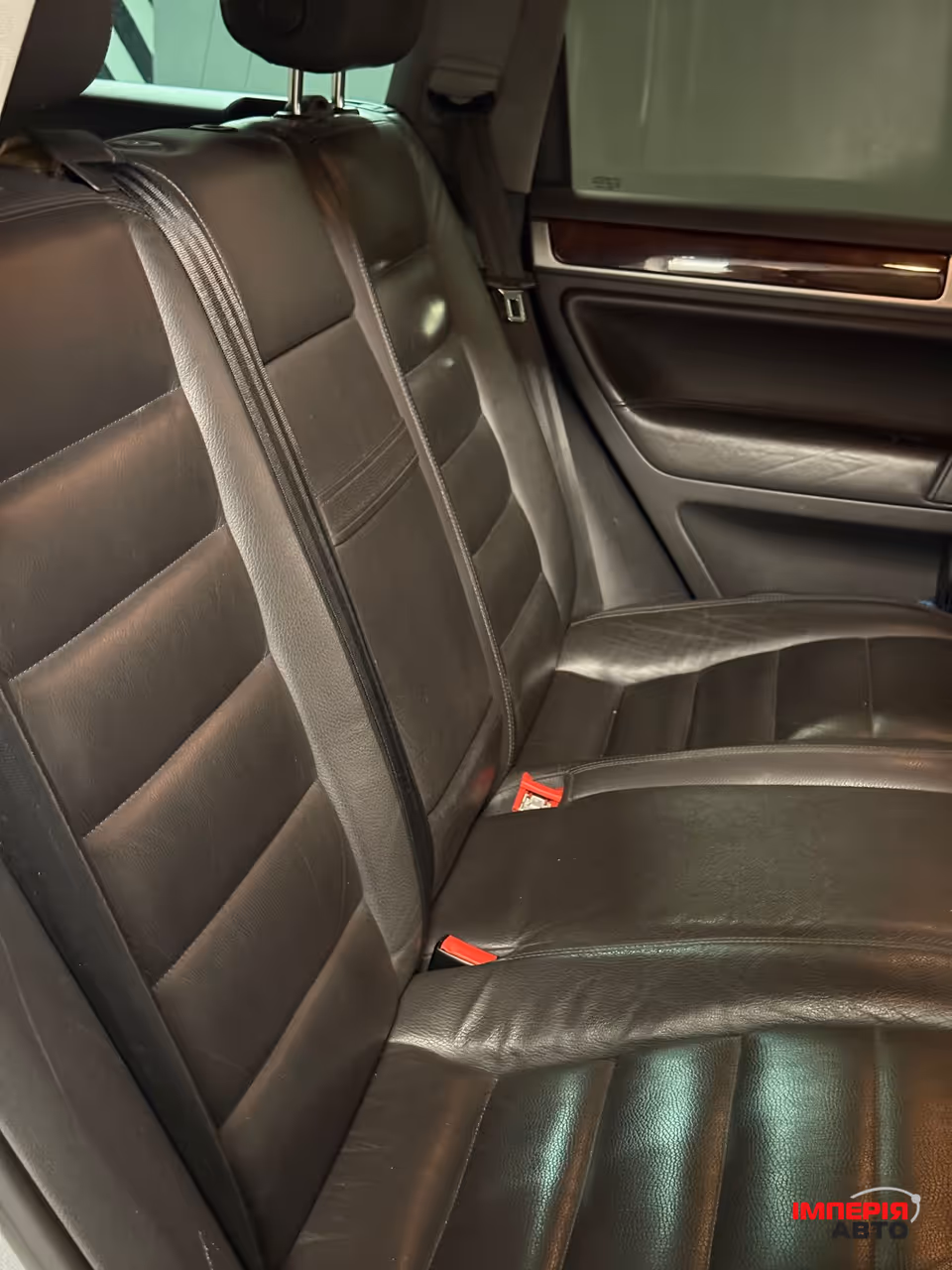 Volkswagen Touareg - фото 11
