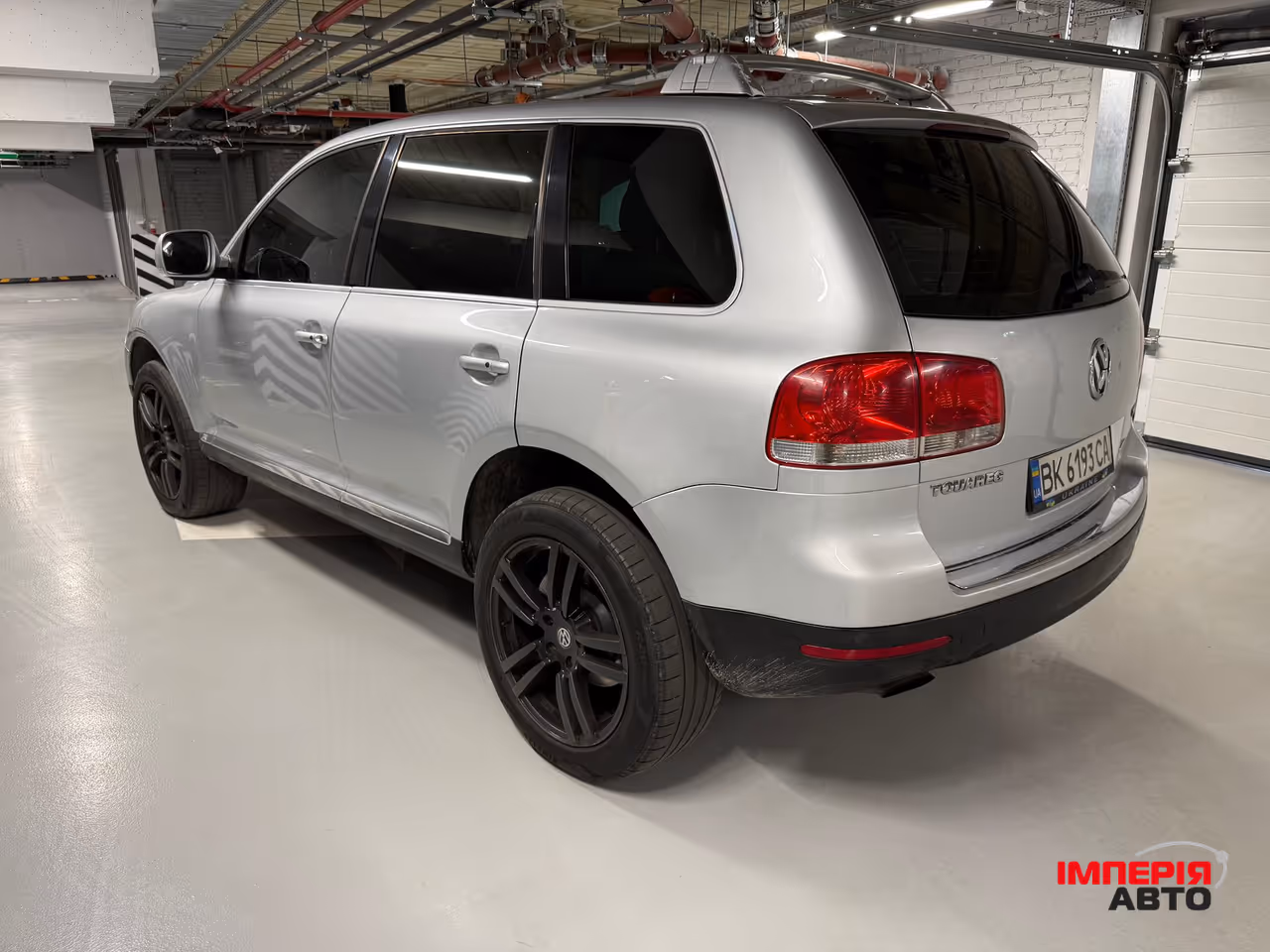 Volkswagen Touareg - фото 3