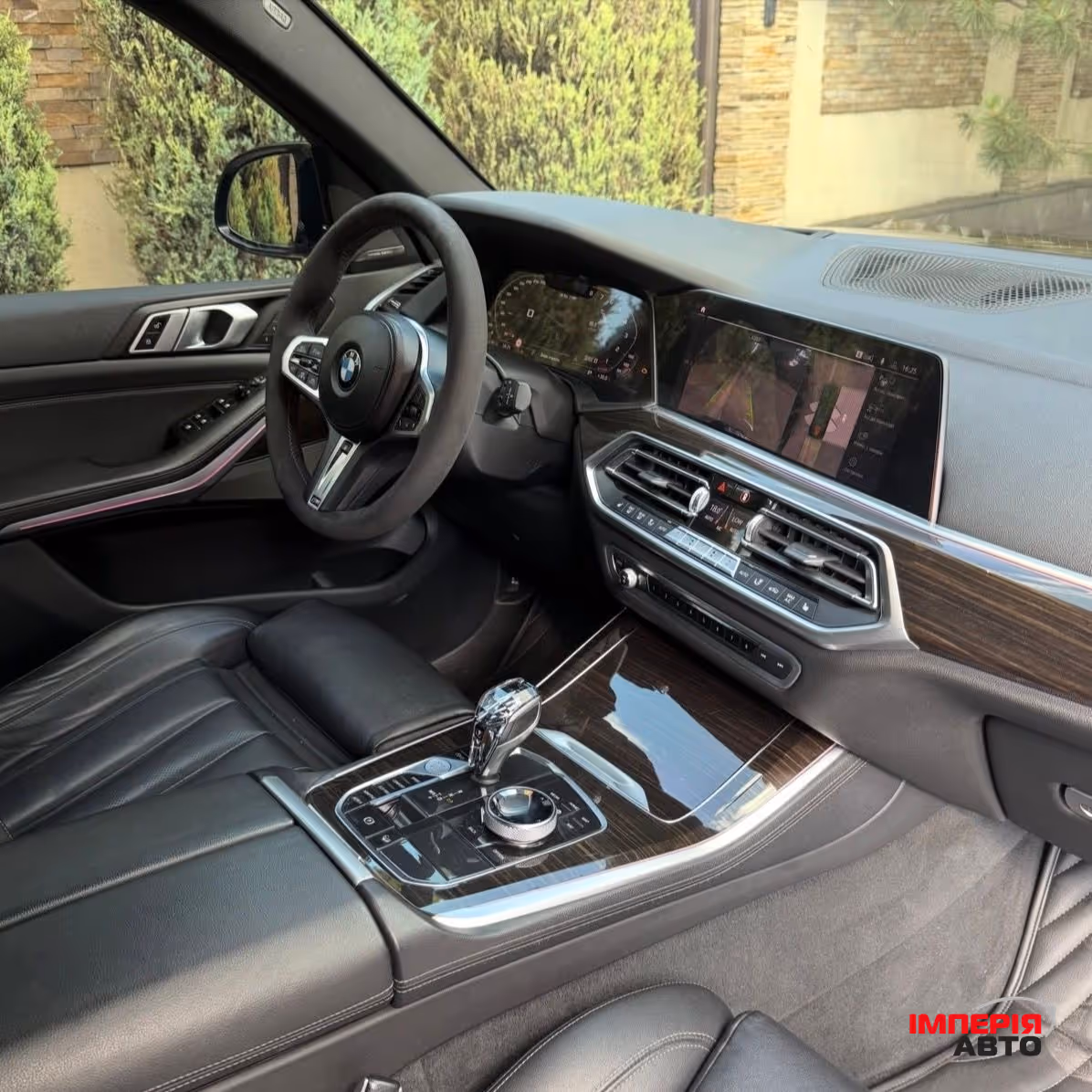 BMW X5 M - фото 13