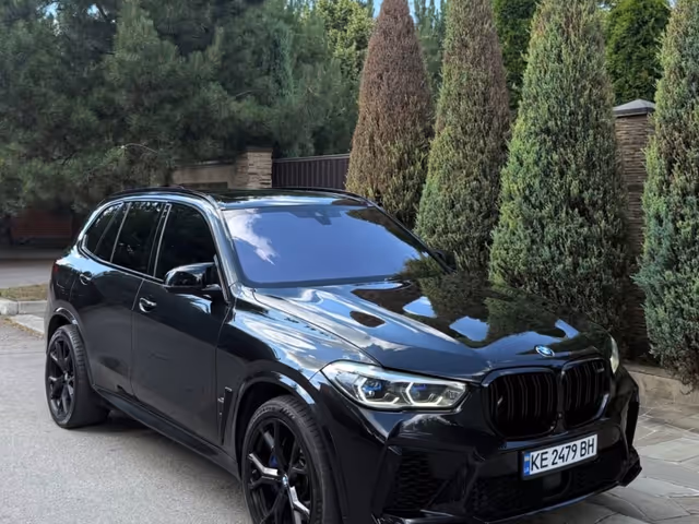 BMW X5 M - фото 1