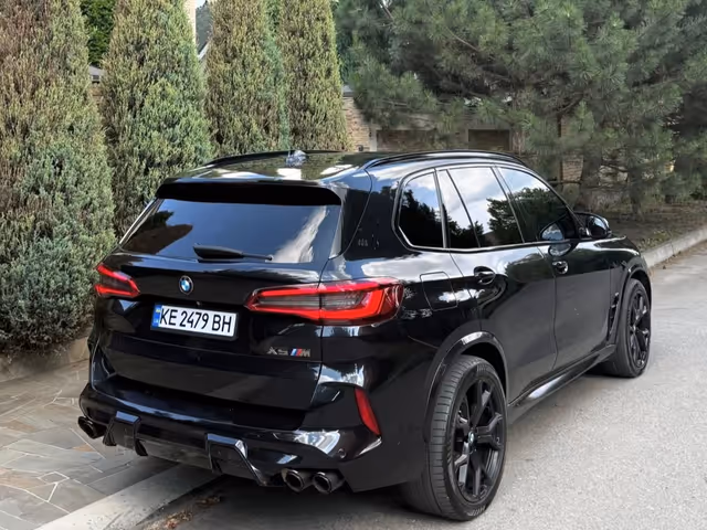 BMW X5 M - фото 5