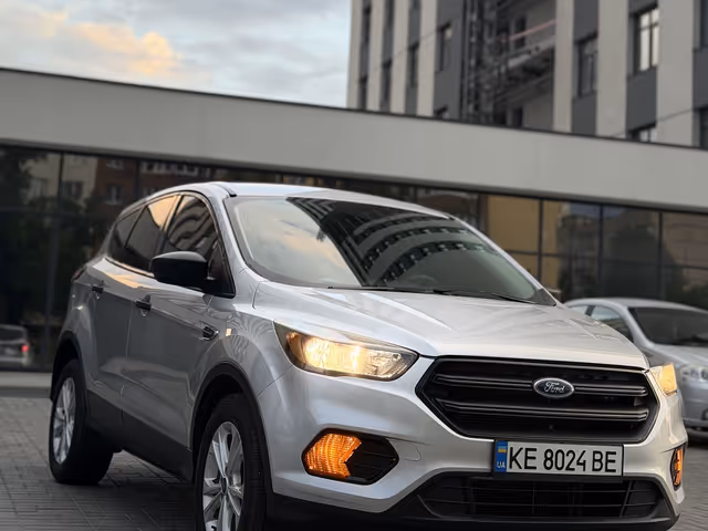 Ford Escape - фото 2