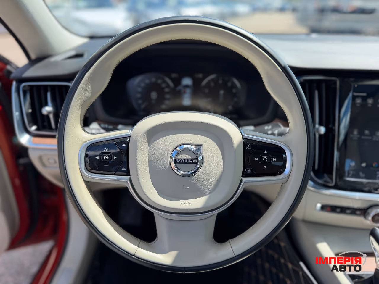 Volvo S60 - фото 12