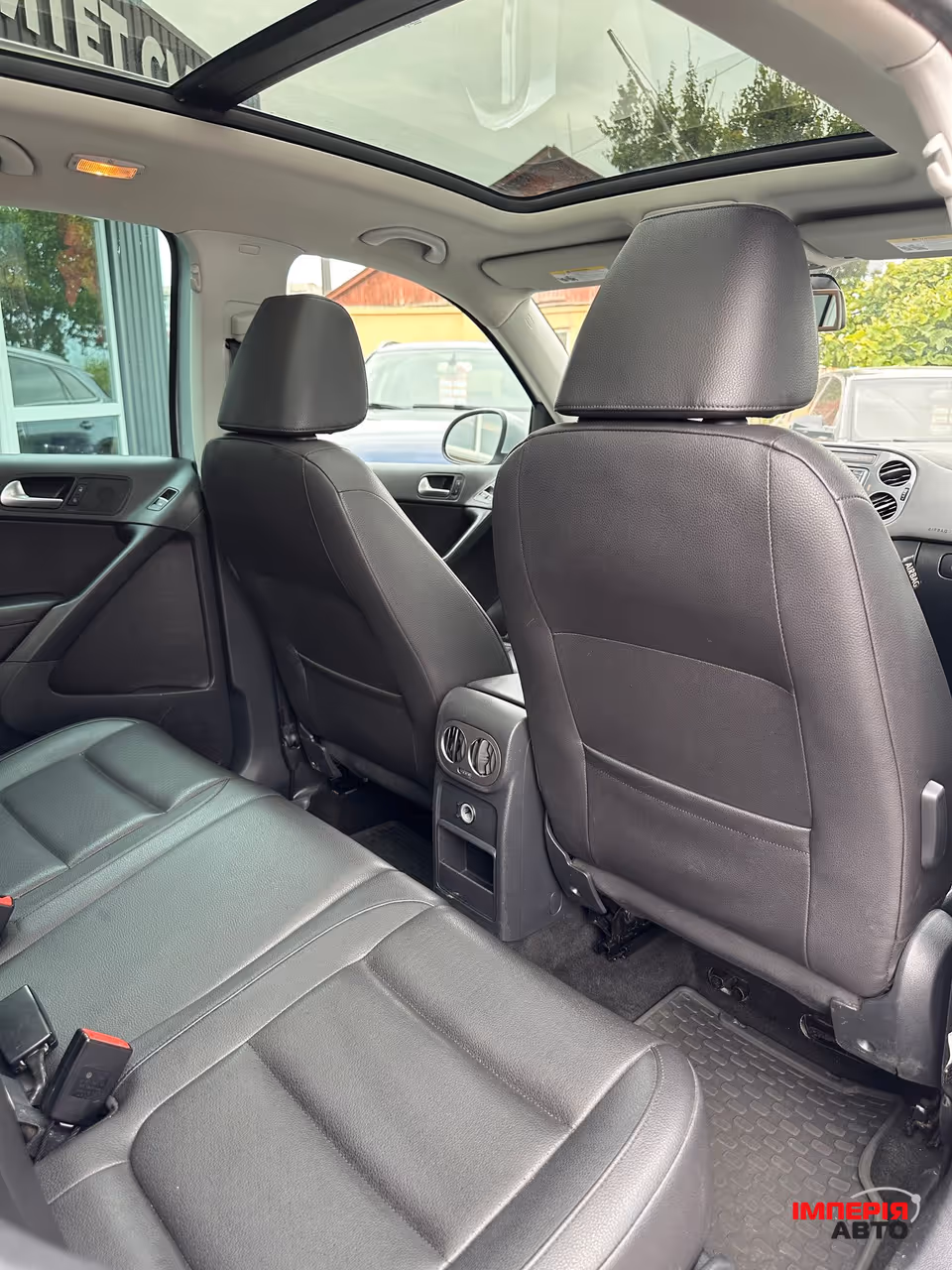 Volkswagen Tiguan - фото 10