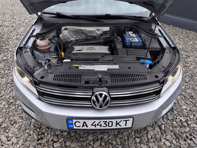Volkswagen Tiguan - фото 5