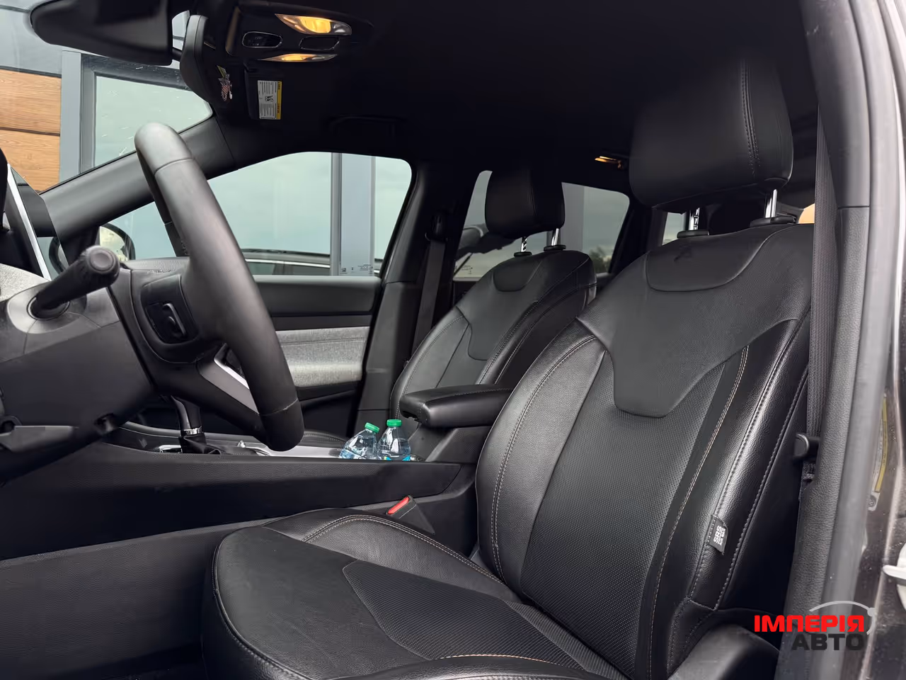 Jeep Compass - фото 25