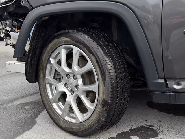 Jeep Compass - фото 5