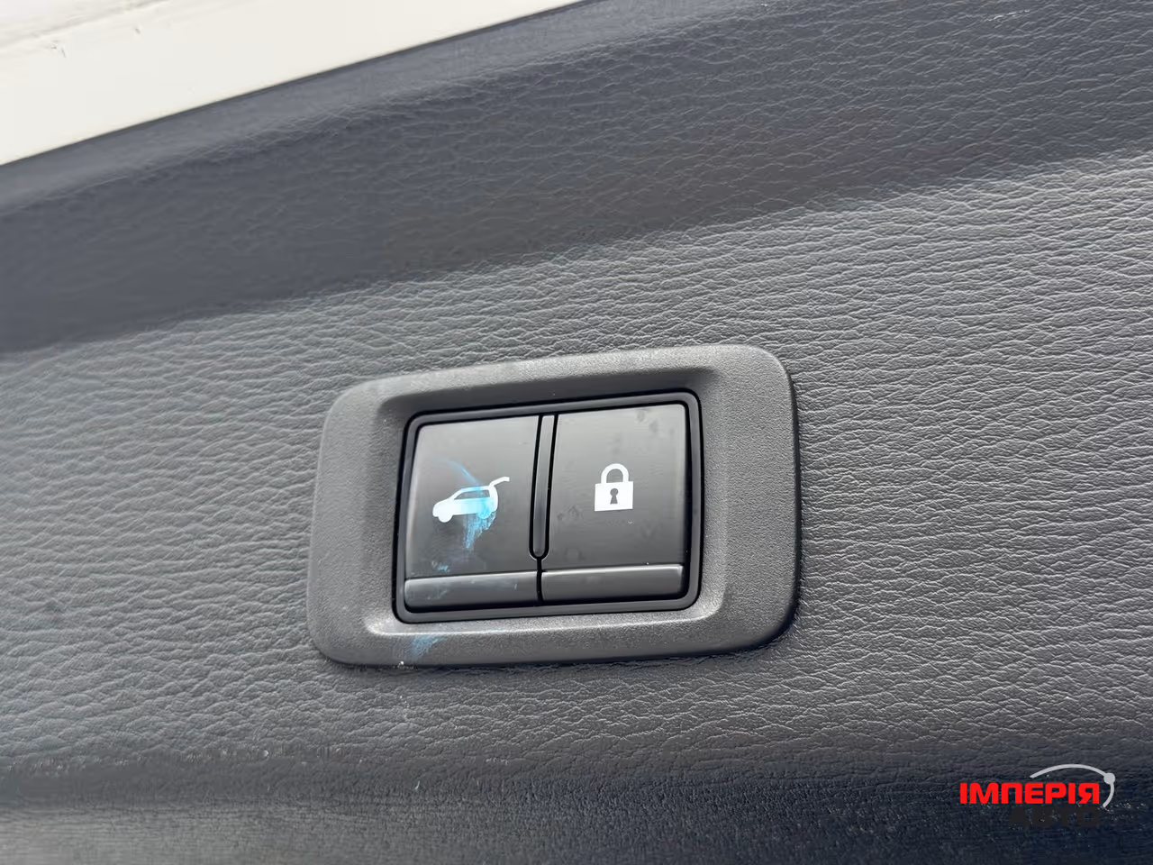 Mitsubishi Outlander - фото 24