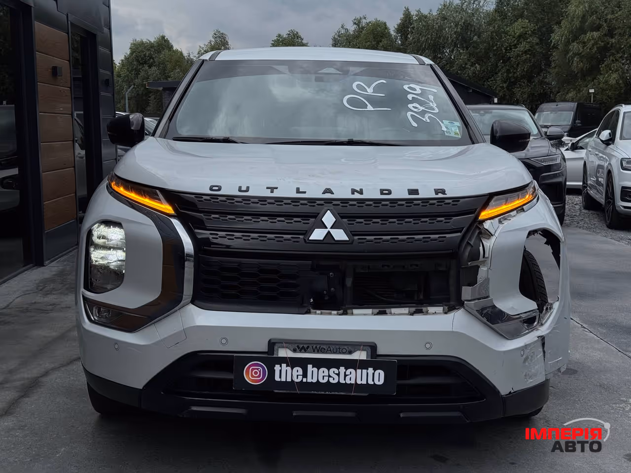 Mitsubishi Outlander - фото 13