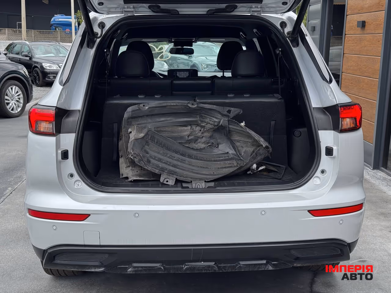 Mitsubishi Outlander - фото 25