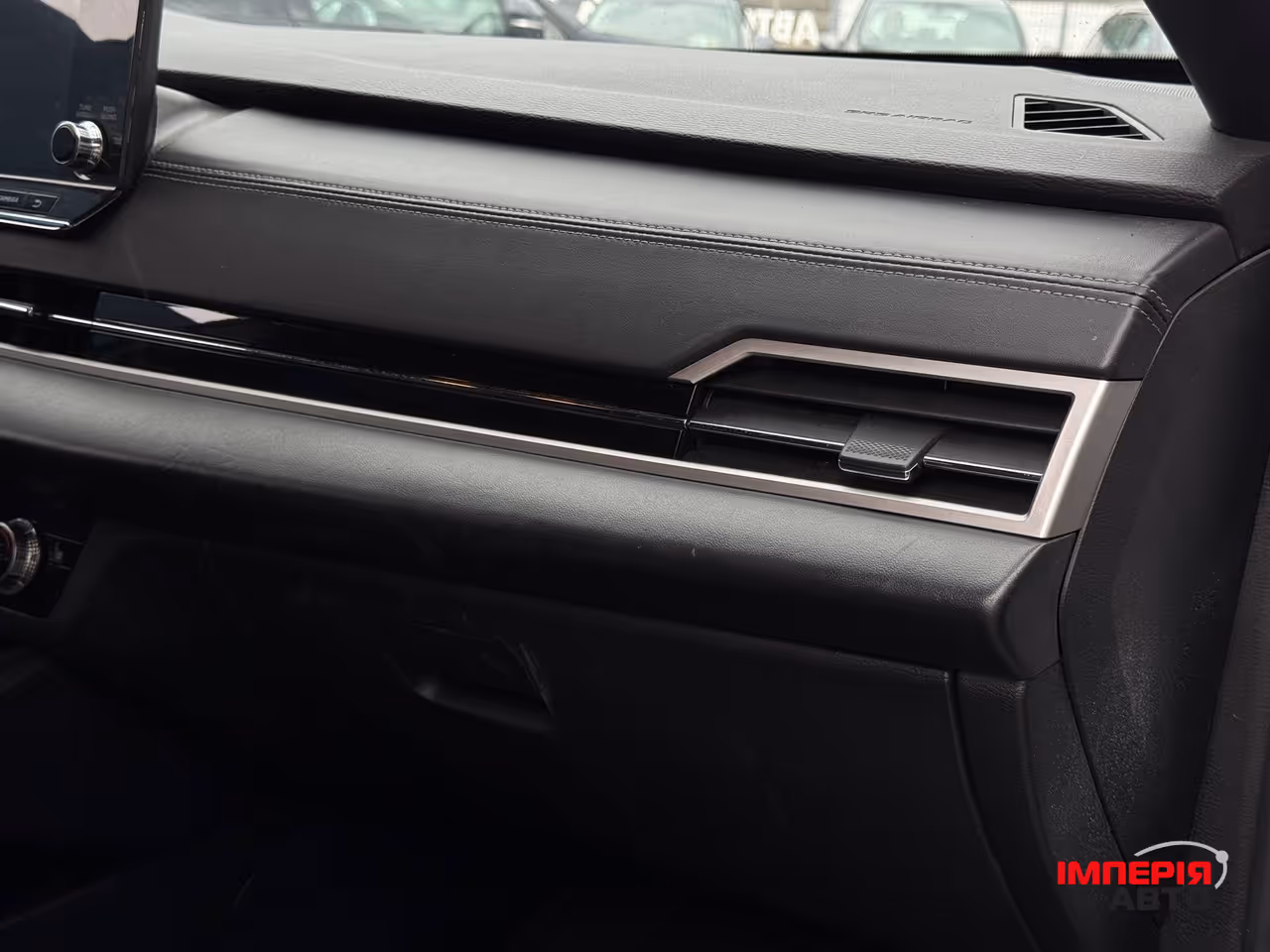 Mitsubishi Outlander - фото 77