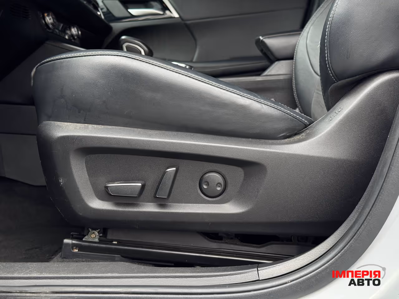 Mitsubishi Outlander - фото 32