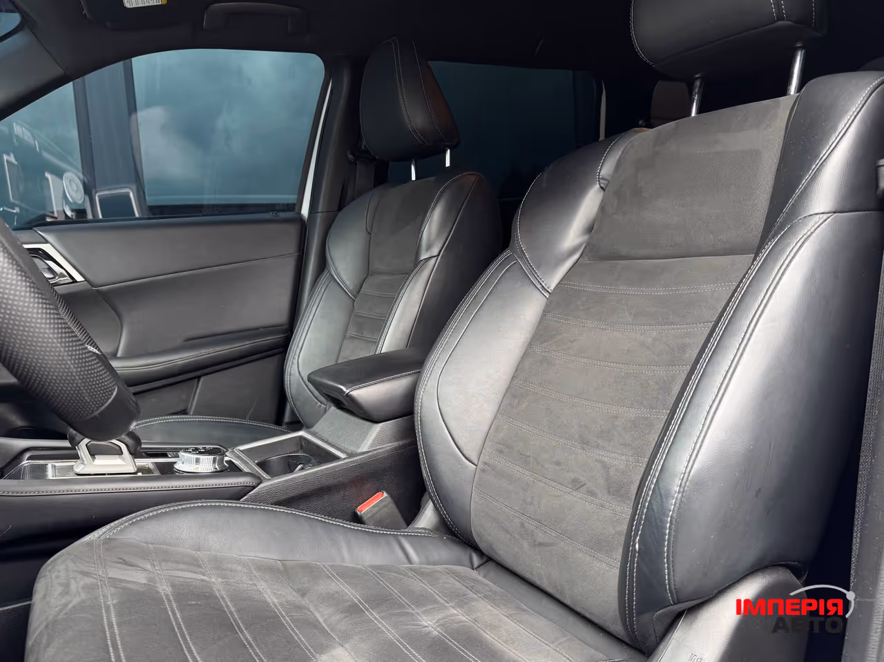 Mitsubishi Outlander - фото 30