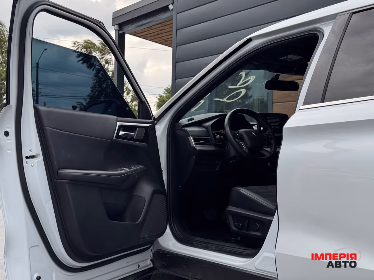 Mitsubishi Outlander - фото 34