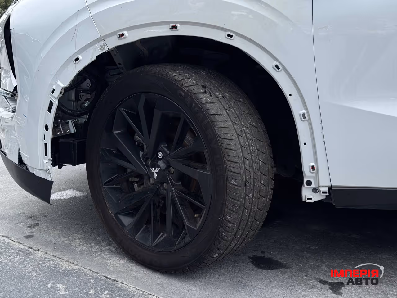 Mitsubishi Outlander - фото 8