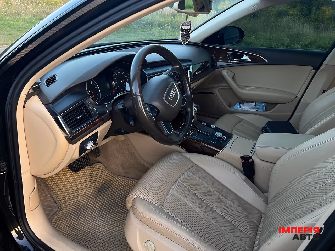 Audi A6 - фото 11