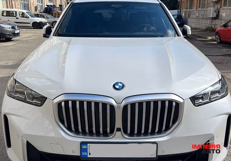 BMW X5 - фото 1