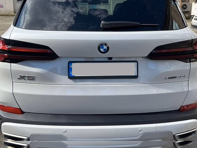 BMW X5 - фото 2