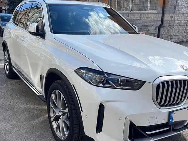 BMW X5 - фото 3