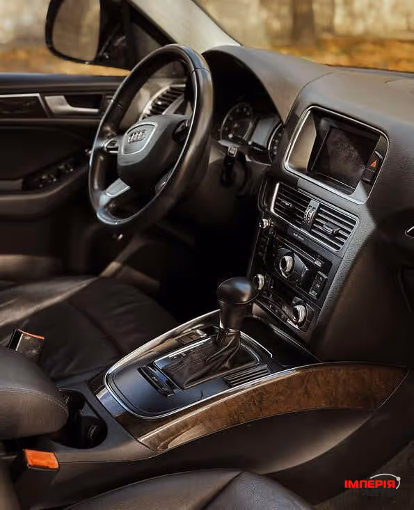 Audi Q5 - фото 7