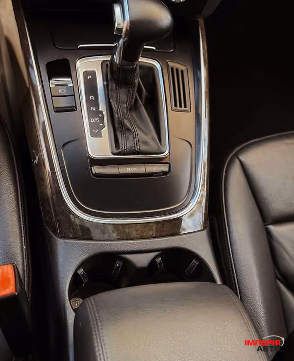 Audi Q5 - фото 10