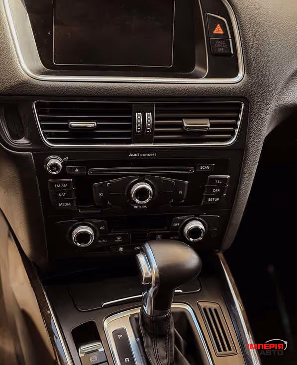 Audi Q5 - фото 8